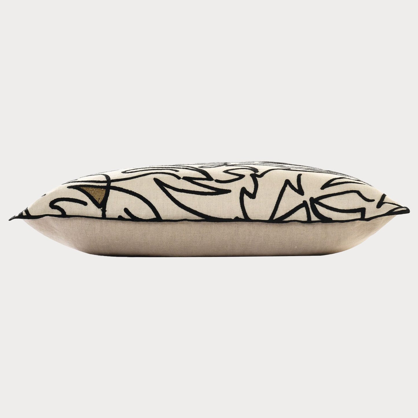 side view of the 'swirls' pattern cushion showcasing its side dimensions